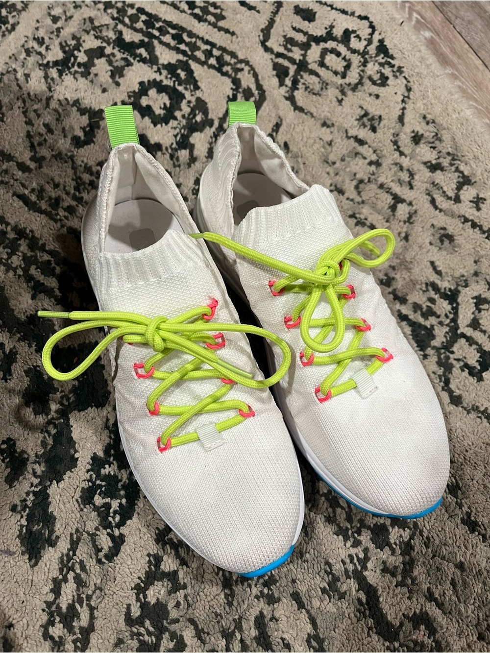Nine West Knit Sneakers Size 6